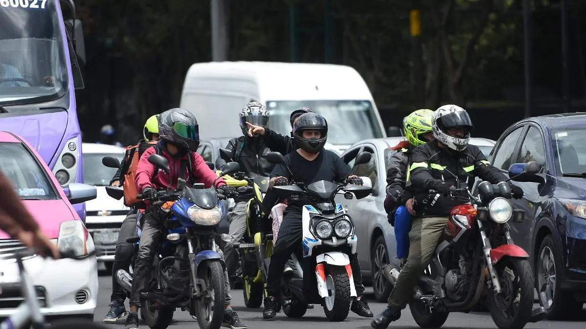 MOTOCICLISTAS... DANIEL GALEANA  (1)